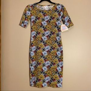 NWT Floral Body Con Lularoe Dress